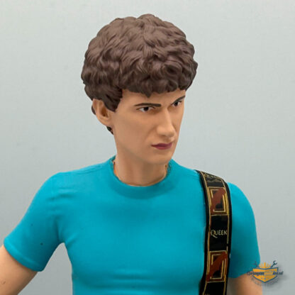John Deacon, Rock Iconz Statue in limitierter Auflage – Bild 5